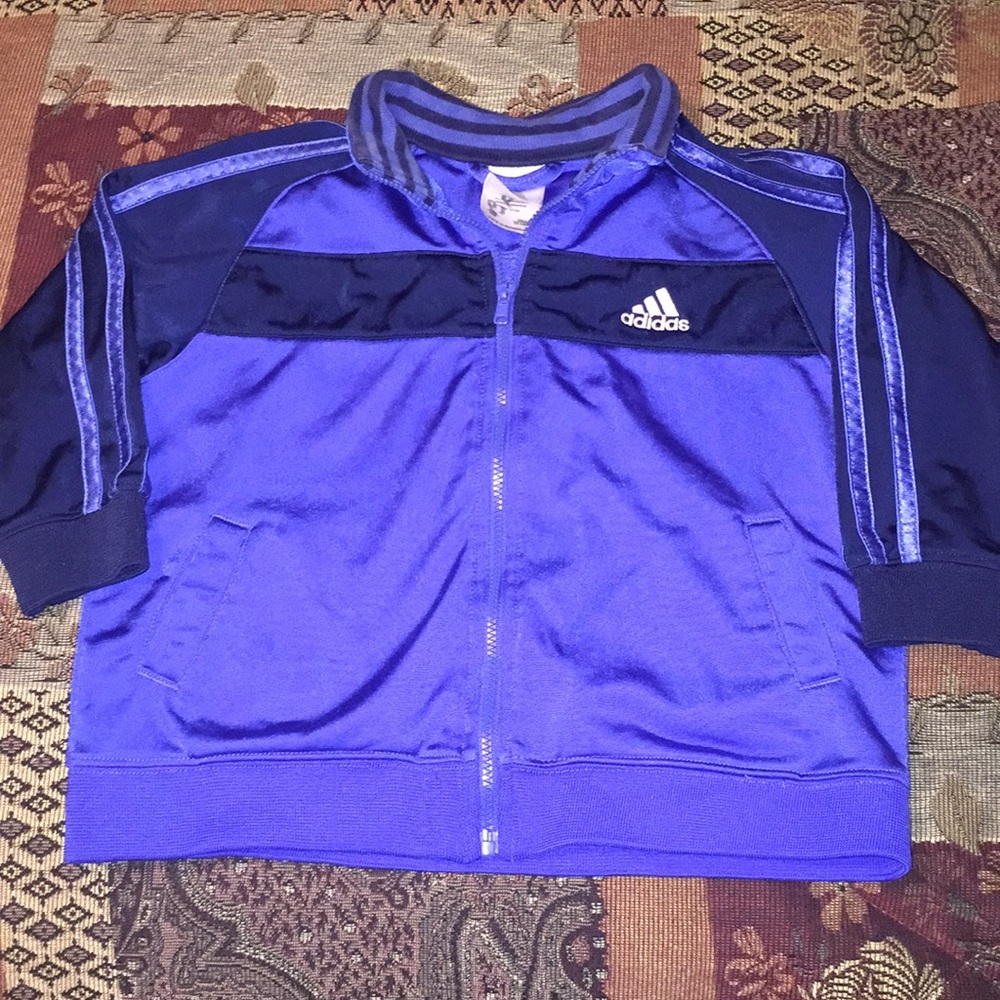 โ
Adidas jacket